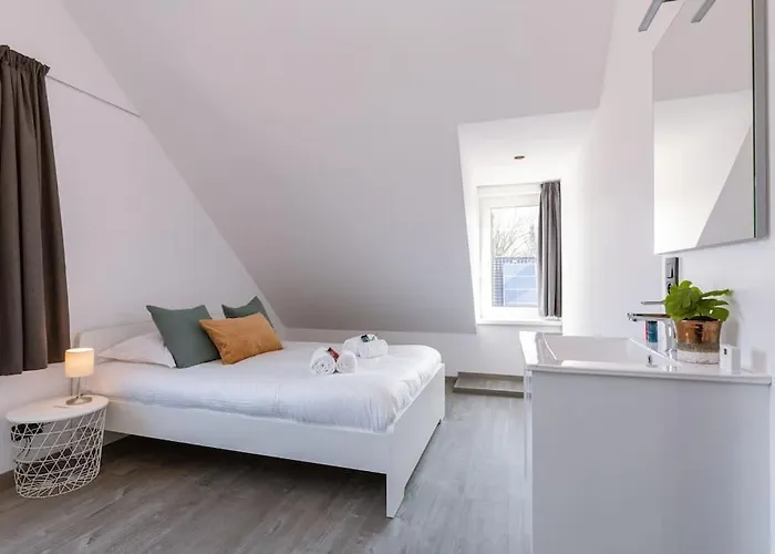 Holiday home Maison Stellaross - *